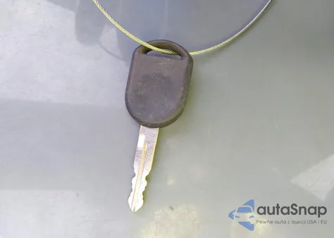 2001 Mazda B3000 Ds/Se from USA, damaged, VIN 4F4YR12U81TM12866